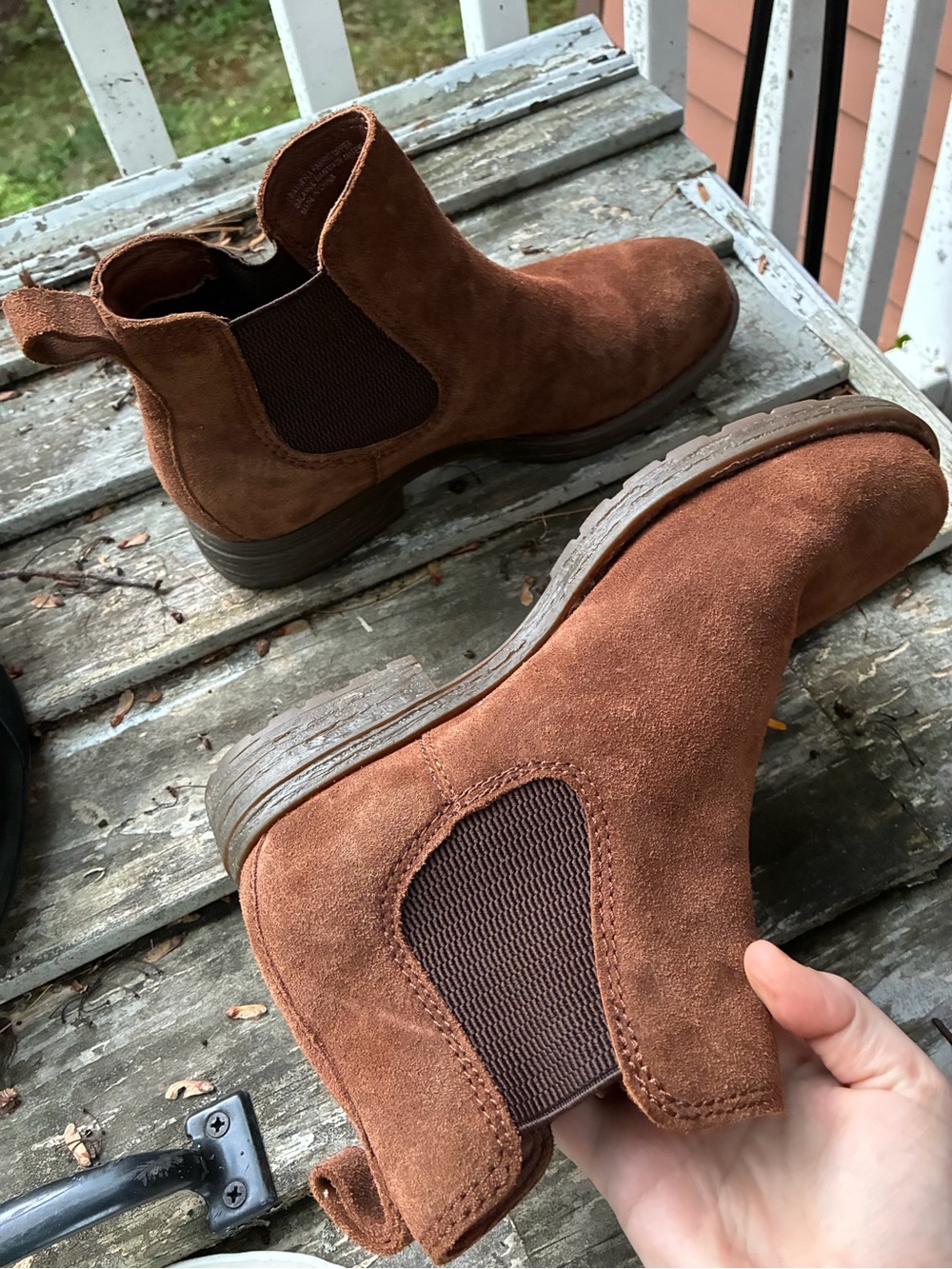 Born Women's Brown waterproof Suede Chelsea Ankle Boots - Picture 3 of 4